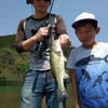 萩尾溜池で家族釣り。子供でも釣れる（＾ω＾）