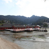 厳島神社の鳥居へ