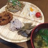 昨晩のワンプレート、肉味噌のっけ大根ステーキ&お赤飯。