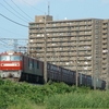 武蔵野線の撮影地を通過する8095レ貨物列車