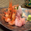 「とも家」 金目鯛の造りや海鮮太巻きで飲む