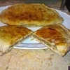 ハワウシ（アフリカの肉料理8）　　伝統的なバラディパン（ピタパンに似たパン）に，風味豊かなひき肉，野菜，さまざまなスパイスを混ぜた具材を詰めた，エジプトで人気のスナックです．  エジプトの肉屋，モハメッド・アル・ハワウシまたはアフメド・エル・ハワウシュによって発明されたと言われており，サクサクとジューシーで風味豊か，お手頃の価格ということで，エジプトで広い人気を得ています．