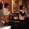 新宿スペインバルに及川眠子