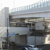 高速 道路と 接続する 駅？