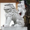 住吉大社の親子こま犬さん。子宝祈願の種貸社さんの珍しい姿のこま犬さんです！