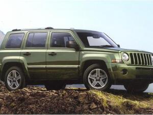スタイリッシュなインテリアカラーを採用!! 2008年モデルのクライスラー「ジープ・パトリオット」登場！