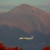 高千穂峰と全日空機です。