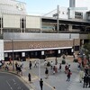 秋葉原に「AKB48 cafe&shop」がオープンしました。今日は入れなかったのでとりあえず昨夜から今夜にかけて撮った外観画像だけupします。