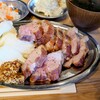 【ホルモンヤキニク ひまわり】平日のみランチ営業してる焼肉店。店推しの豚テキ定食はお肉食べてる感が味わえる厚みとボリューム(西区天満町)