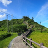 渡名喜の展望台から、あがり浜と素敵な山々。