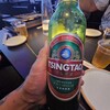 気の合う仲間と深夜呑み。
