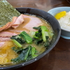 吉村家直系「杉田家」千葉店のチャーシューメン並とライス＠千葉市中央区