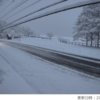 高原はまたも雪のようだ