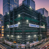 マンションは網だらけなのに、商業ビルはあんまり見ない理由