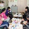 校長室会食②　４年：１／２成人式の練習