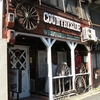 Countryside Western saloon 【Never Mind the Structure】のサンタさん　の画像です。