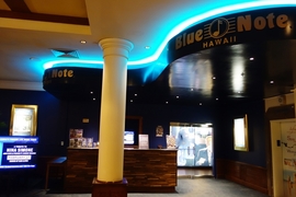 ワイキキのオススメナイトスポット「Blue Note HAWAII」で気軽にジャズ体験♪ 座席マップやクラブ内の雰囲気を紹介！
