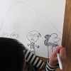 ２年生：図工　「かさこじぞう」を読んで描く