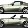 カナダのマツダ販売店が「MX-5 2022年モデル（ロードスター 2021年商品改良モデル）」の情報を公開、プラチナクォーツメタリックのイメージ画像も。