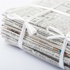 新聞の束