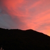 昨日の夕焼け、今朝の空