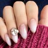 妊娠中にネイルサロンで注意すべきこと│マニキュア、ジェルネイルどっちならいい？