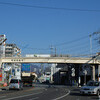 歩道橋のある風景