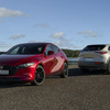 ポーランドマツダが「MAZDA3 / CX-30 2027年モデル」のカタログを公開、CX-30は上位グレードにシートベンチレーション採用。