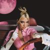 Dua Lipa（デュア・リパ）、最新アルバム『Future Nostalgia / フューチャー・ノスタルジア』から「Love Again」のMVを公開！！