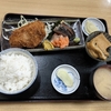 西川口の「あおき食堂」でほっけフライとさわら刺し身定食を食べました🐟️