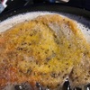 夕飯は「ミラノ風カツレツ」風の音の中、プロジェクター点けてみる