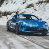 アルピーヌ復活第1弾！新型「A110」公開 ミッドシップの軽量マシンに