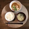 ひよこ豆と赤パブリカのタンドリーチキン