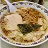 【今週のラーメン５４８３】春木屋 吉祥寺店（東京・吉祥寺）わんたん麺 ＋ アサヒスーパードライ　〜なぜか急に食いたくなるノスタルジック中華そば！春木屋王道雲呑麺哉！