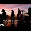 今日の動画。 - Tahiti 80 - 1000 Times (Official Music Video)