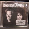 DARYL HALL AND JOHN OATES「The Essential Collection」