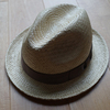  麦藁帽の修繕