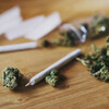 シンガポールでは大麻密売の罪でムチ打ちと懲役13年です