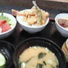 三色丼