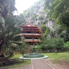 イポーの洞窟寺院① - サンポトン (三寶洞) 寺院 （Sam Poh Tong Temple） - （イポー・マレーシア）