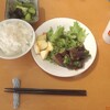 インゲン豆（サンド豆）肉巻きを作る。