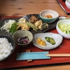 糸島のカフェで大人の色遊び、アートのひととき