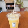 宮古島の宮古きび茶屋のジュースは朝採れのさとうきびを自分で絞れて楽しくて新鮮でとってもおいしい