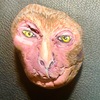 石に表情を描く　「ボス猿」自然の形に見いだした表情をストーンアートで表そう