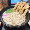 資さんうどんで、ごぼ天うどん大盛りにかしわめしがモチモチで最高。
