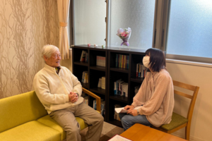 サ高住に入居する父の毎週60分のお話相手を探して【介護保険外の自費訪問介護サービス 利用事例#12】