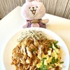 チェンマイのお弁当屋さんで20円高くてもコストパ高すぎる！120円の チキンカツのせパッタイ