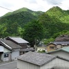 キビ街道「茹でキビ焼キビが大繁盛です」