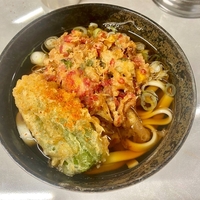 大和屋（中延）五目天きしめん＋ピーマン天