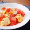 簡単うまうま。トマトと卵の炒め物（西紅柿炒鶏蛋）のっけ丼